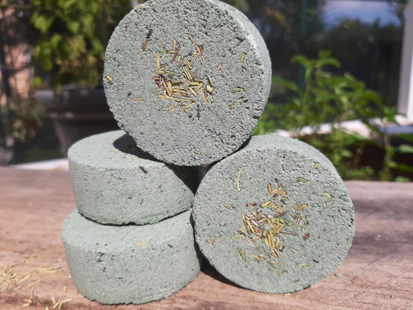 Eucalyptus Botanical Rejuvenating Shower Steamers