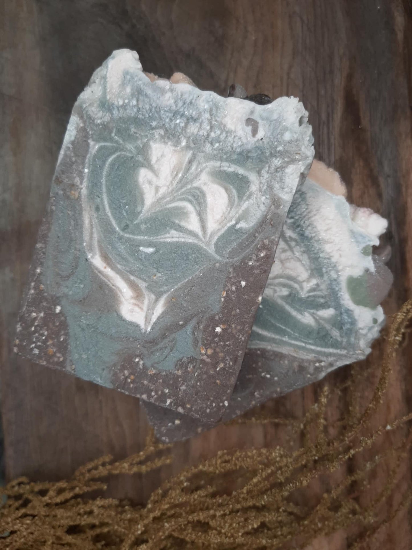 Ticket To Paradise Aloe Vera & Oatmeal Botanical Hemp Body Bar