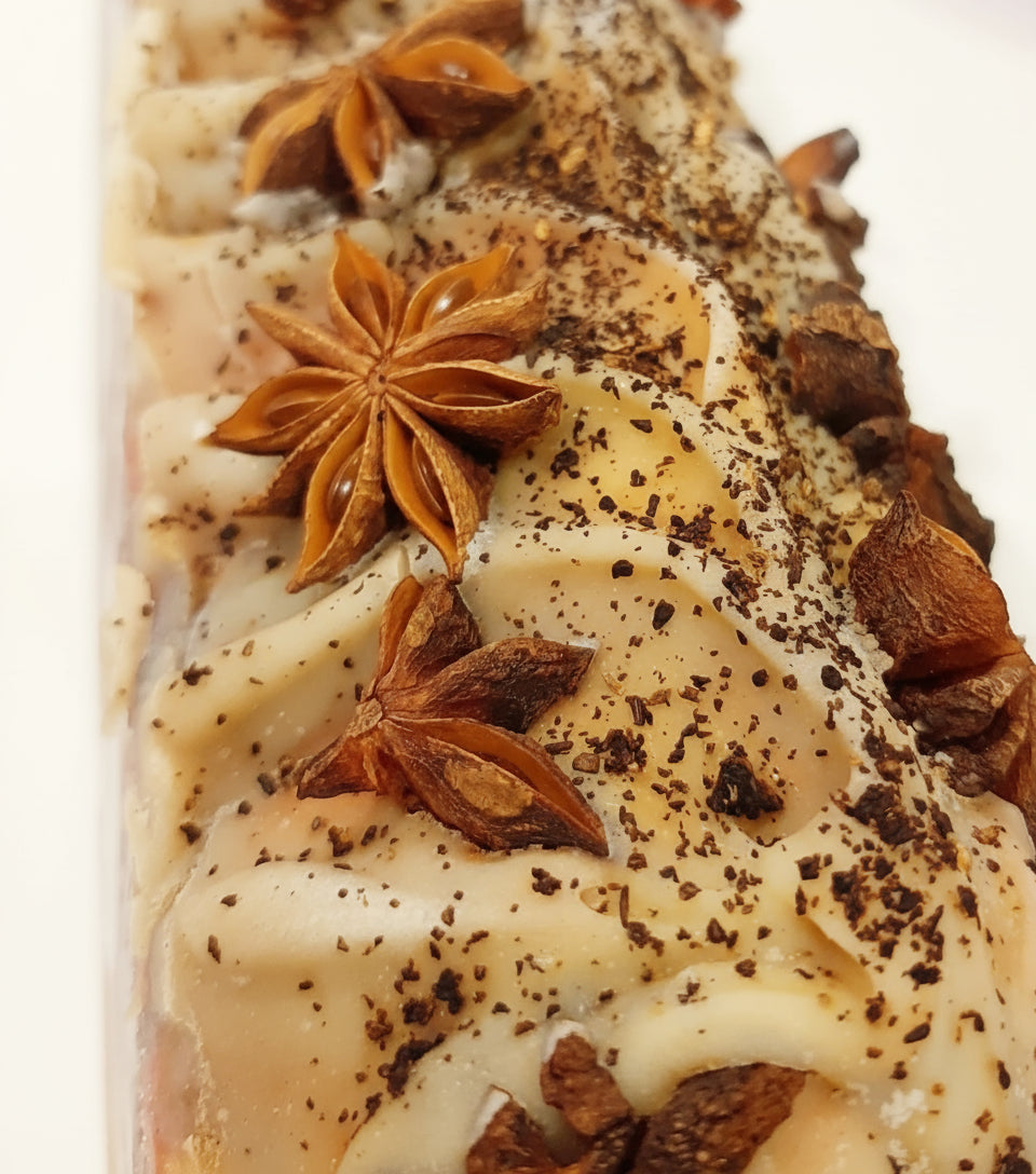 Handmade Organic Temple Tree & Dandelion Root Tea Body Bar with Natural Tea Infusion